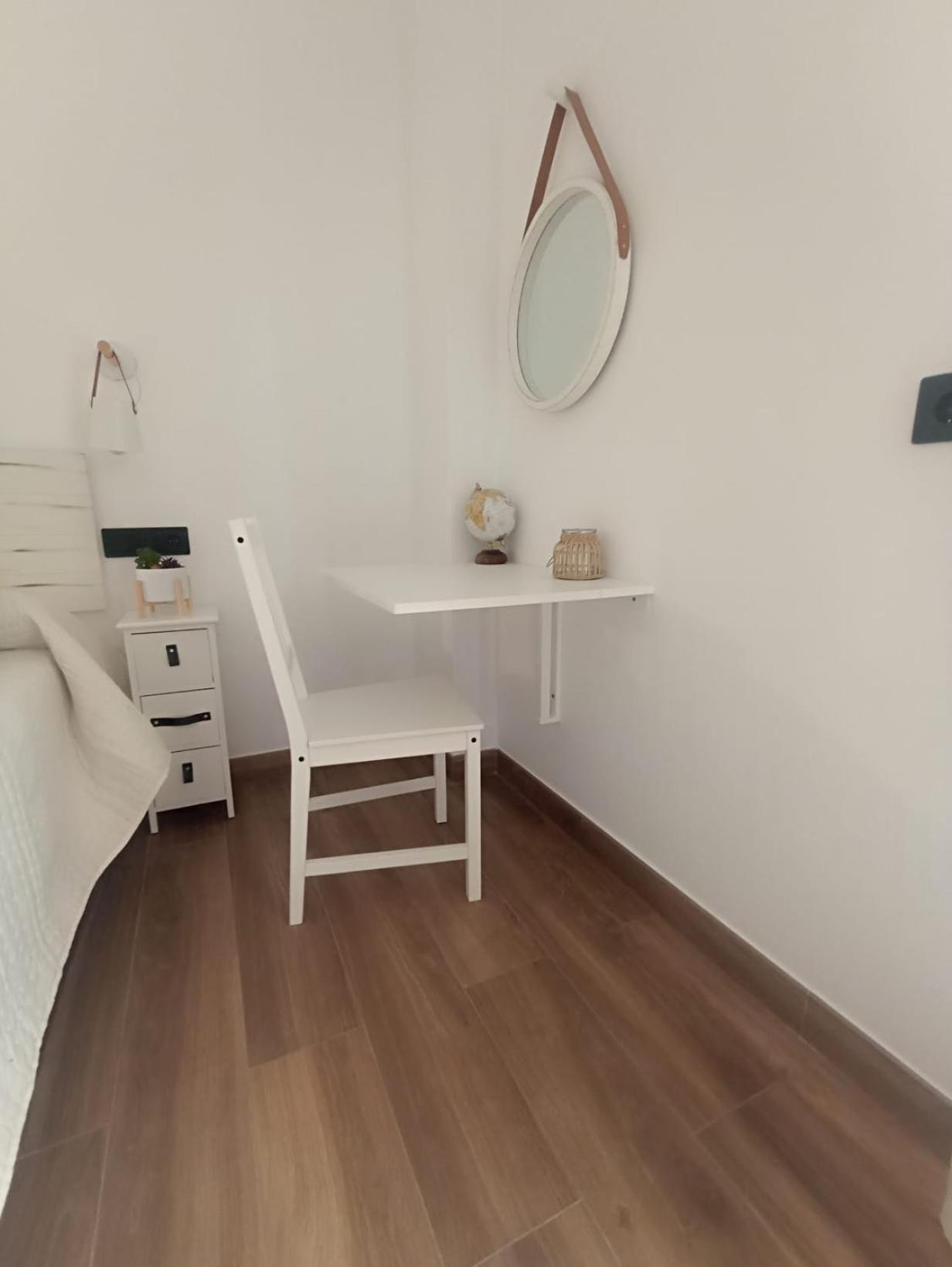Apartamento Nuevo Centrico Con Aparcamiento Privado Incluido الكالا ذي غواذَيْرا المظهر الخارجي الصورة
