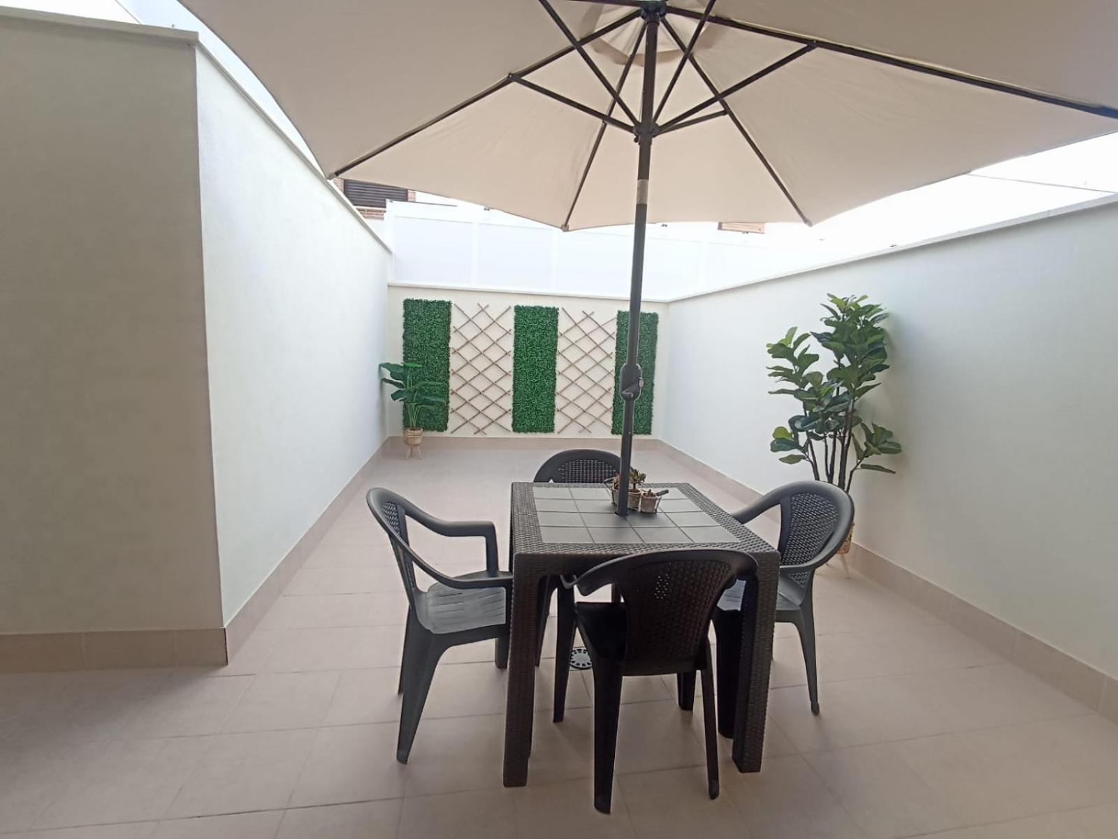 Apartamento Nuevo Centrico Con Aparcamiento Privado Incluido الكالا ذي غواذَيْرا المظهر الخارجي الصورة